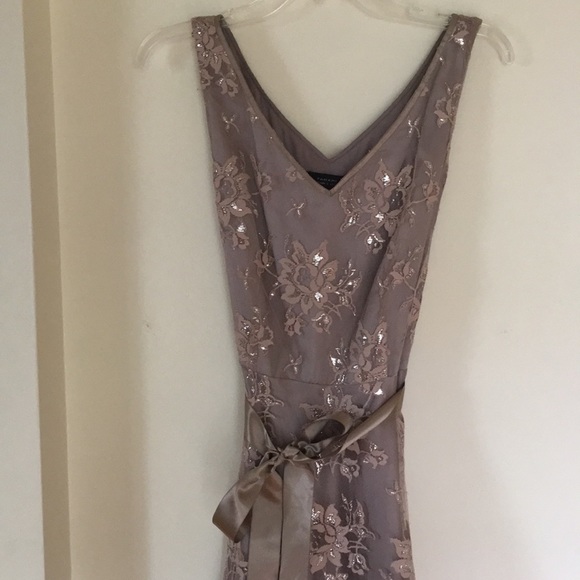 Tahari lace cocktail dress - Picture 3 of 9